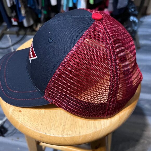 Budweiser Logo Patch Trucker Hat - Picture 2 of 8